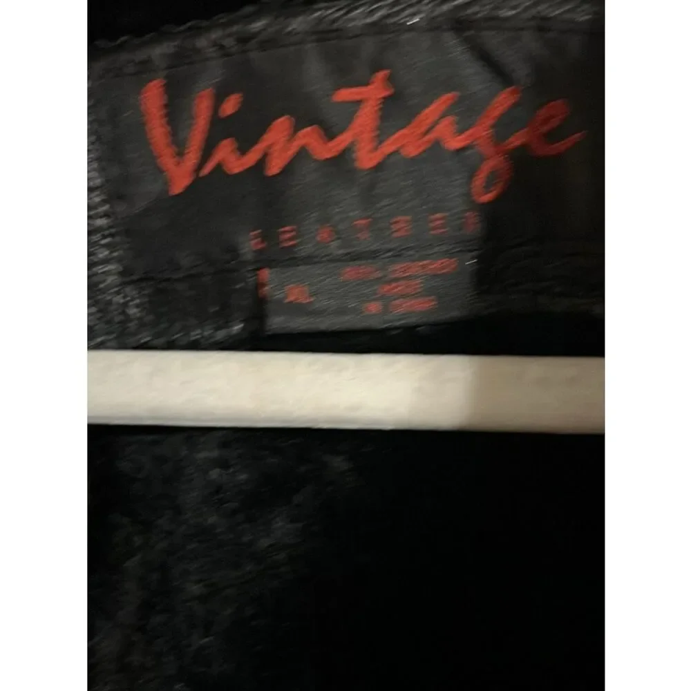Men's Black Leather Bomber Jacket - Classic Style XL
